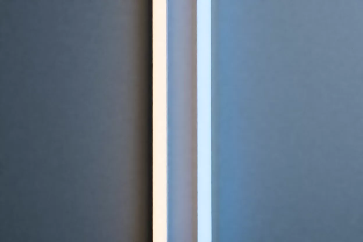 LED灯包装铭牌上标注的光通量流明值与额定功率